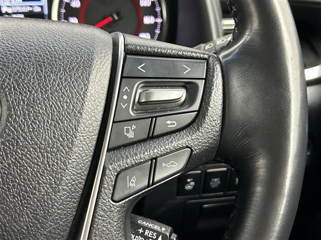 アルファード ２．５Ｓ　Ｃパッケージ　禁煙車　純正１０型ＳＤナビ　純正１２．１型フリップダウンモニター　トヨタセーフティセンス　衝突軽減ブレーキ　レーントレーシングアシスト　レーダークルーズコントロール　両側パワースライドドア　３眼ＬＥＤ（6枚目）