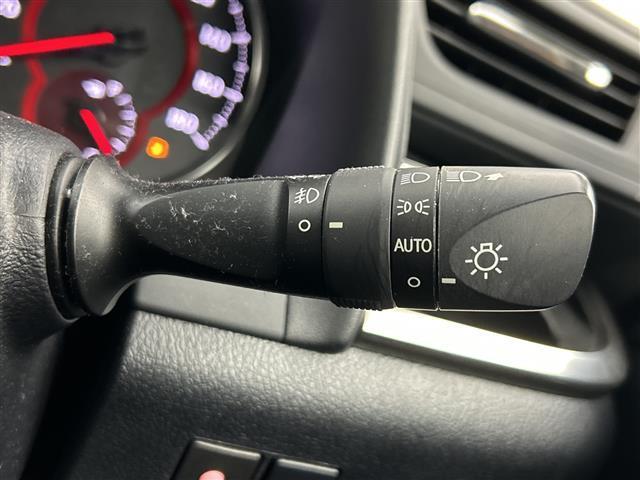 アルファード ２．５Ｓ　Ｃパッケージ　禁煙車　純正１０型ＳＤナビ　純正１２．１型フリップダウンモニター　トヨタセーフティセンス　衝突軽減ブレーキ　レーントレーシングアシスト　レーダークルーズコントロール　両側パワースライドドア　３眼ＬＥＤ（24枚目）