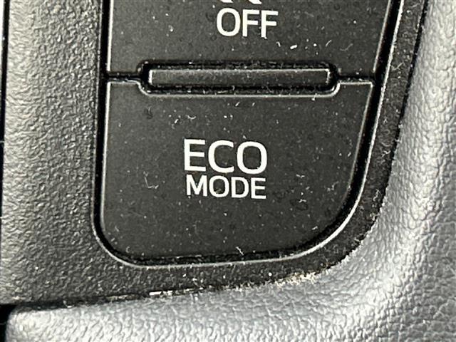 アルファード ２．５Ｓ　Ｃパッケージ　禁煙車　純正１０型ＳＤナビ　純正１２．１型フリップダウンモニター　トヨタセーフティセンス　衝突軽減ブレーキ　レーントレーシングアシスト　レーダークルーズコントロール　両側パワースライドドア　３眼ＬＥＤ（33枚目）