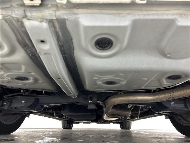 アルファード ２．５Ｓ　Ｃパッケージ　禁煙車　純正１０型ＳＤナビ　純正１２．１型フリップダウンモニター　トヨタセーフティセンス　衝突軽減ブレーキ　レーントレーシングアシスト　レーダークルーズコントロール　両側パワースライドドア　３眼ＬＥＤ（44枚目）