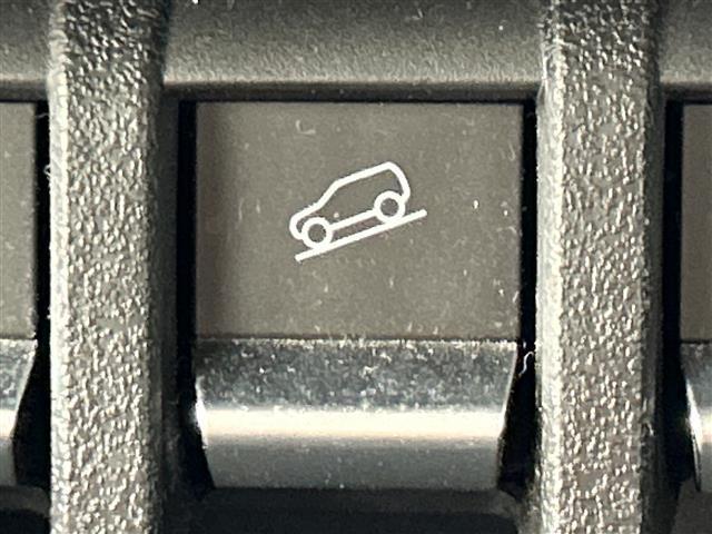 ジムニーシエラ JC 禁煙車/デュアルブレーキサポート/純正SDナビ/フルセグ/バックカメラ/レーダークルーズコントロール/前席シートヒーター/LEDオートライト/フォグランプ/ステアリングスイッチ/純正15インチAW(28枚目)