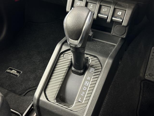 ジムニーシエラ JC 禁煙車/デュアルブレーキサポート/純正SDナビ/フルセグ/バックカメラ/レーダークルーズコントロール/前席シートヒーター/LEDオートライト/フォグランプ/ステアリングスイッチ/純正15インチAW(30枚目)