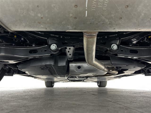 プリウス Ｚ　／禁煙車／純正ナビ／パノラミックビューモニター／ブラインドスポットモニター／パワーバックドア／運転席パワーシート（メモリ付き）／前席ベンチレーション／前席シートヒーター／トヨタセーフティセンス（44枚目）