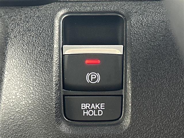 N-BOXカスタム ターボ 禁煙車 社外ディスプレイオーディオ アダプティブクルーズコントロール バックモニター 前席シートヒーター パドルシフト ハーフレザーシート 両側パワースライドドア LEDヘッドライト スペアキー(7枚目)