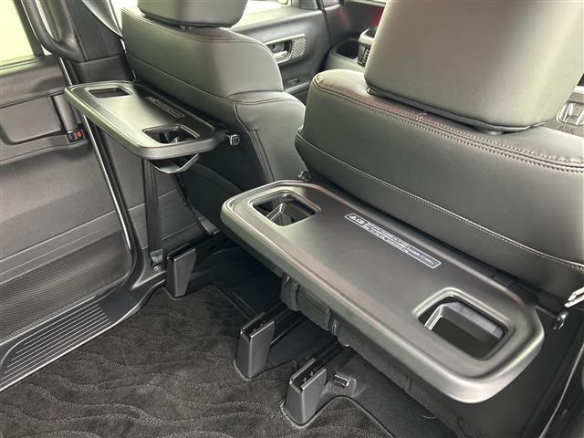 N-BOXカスタム ターボ 禁煙車 社外ディスプレイオーディオ アダプティブクルーズコントロール バックモニター 前席シートヒーター パドルシフト ハーフレザーシート 両側パワースライドドア LEDヘッドライト スペアキー(30枚目)