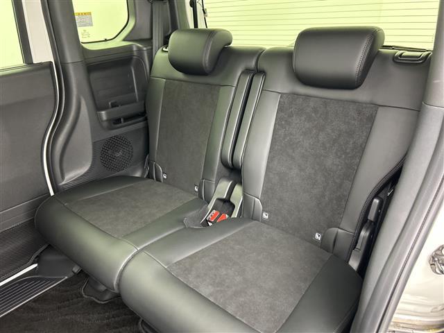 N-BOXカスタム ターボ 禁煙車 社外ディスプレイオーディオ アダプティブクルーズコントロール バックモニター 前席シートヒーター パドルシフト ハーフレザーシート 両側パワースライドドア LEDヘッドライト スペアキー(32枚目)