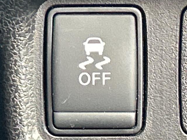 ノート ｅ－パワー　Ｘ　禁煙車　純正ナビ　エマージェンシーブレーキ　衝突軽減ブレーキ　レーンキープアシスト　レーダークルーズコントロール　アラウンドビューモニター　インテリジェントルームミラー　前後コーナーセンサー　ＬＥＤ（10枚目）