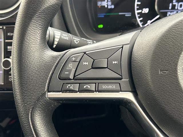 ノート ｅ－パワー　Ｘ　禁煙車　純正ナビ　エマージェンシーブレーキ　衝突軽減ブレーキ　レーンキープアシスト　レーダークルーズコントロール　アラウンドビューモニター　インテリジェントルームミラー　前後コーナーセンサー　ＬＥＤ（22枚目）