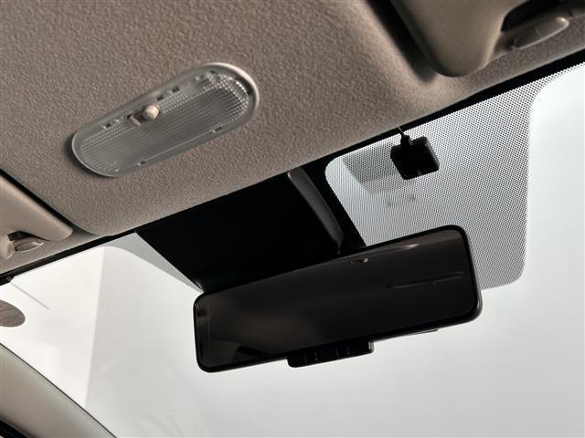 ノート ｅ－パワー　Ｘ　禁煙車　純正ナビ　エマージェンシーブレーキ　衝突軽減ブレーキ　レーンキープアシスト　レーダークルーズコントロール　アラウンドビューモニター　インテリジェントルームミラー　前後コーナーセンサー　ＬＥＤ（32枚目）