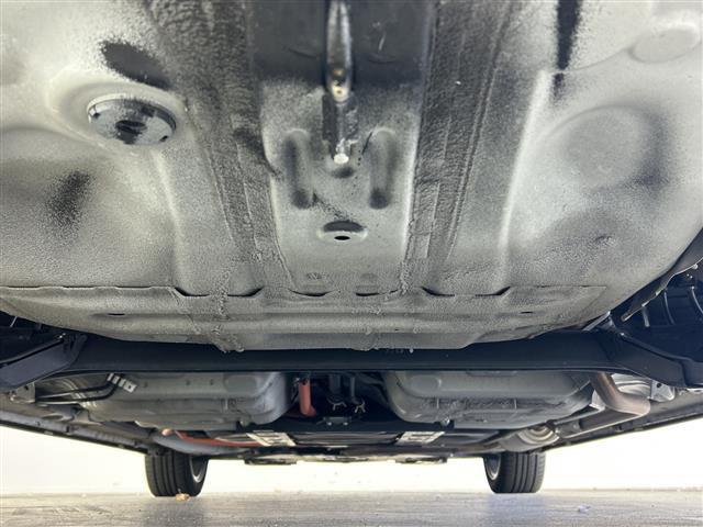 フィット e:HEVモデューロX 禁煙/純正ナビ/バックカメラ/ホンダセンシング/レーダークルーズコントロール/社外デジタルインナーミラー(ドラレコ機能付き)/コーナーセンサー/ハーフレザーシート/ETC/モデューロAW/柿本マフラー(44枚目)