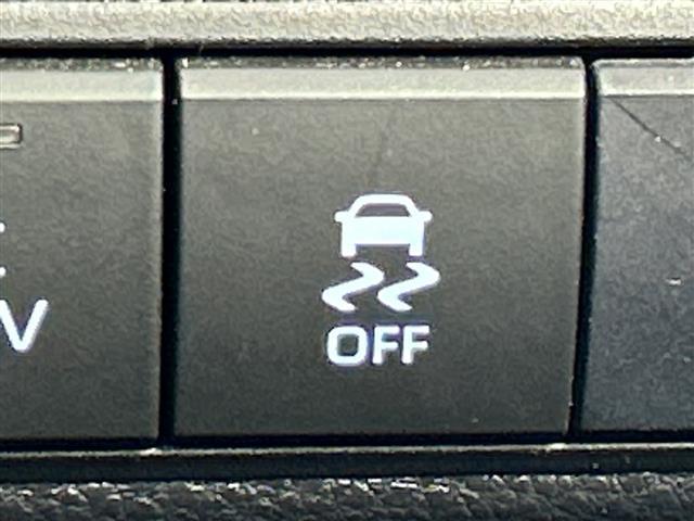 カローラツーリング ハイブリッド ダブルバイビー50ミリオンエディション 禁煙車/純正ディスプレイオーディオ/フルセグTV/走行中視聴可能/バックカメラ/レーダークルコン/衝突被害軽減システム/レーンキープアシスト/電動パーキング/純正ドライブレコーダー/ビルトインETC(7枚目)