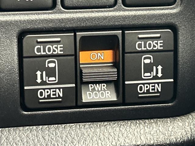 ヴォクシー ハイブリッドZS 煌 禁煙車 純正10型ナビ(フルセグ/CD/DVD/BT/AM/FM) 12.8型フリップダウンモニター バックカメラ フロントカメラ ドラレコ前後 シートヒーター トヨタセーフティーセンス クルコン(6枚目)