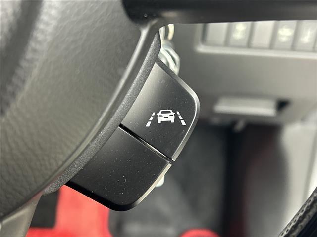 スイフトスポーツ ベースグレード 禁煙車/純正8型ナビ/Bluetooth/全方位モニター/衝突軽減ブレーキ/クルーズコントロール/ETC/LEDライト/フォグランプ/電動格納式ミラー/ステアリングリモコン/革巻きステアリング(11枚目)