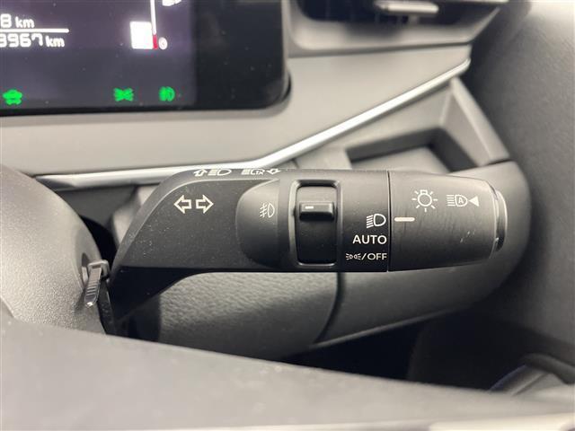 ノート オーテック　禁煙車　純正９インチメモリーナビ　エマージェンシーブレーキ　衝突軽減ブレーキ　レーンキープアシスト　オートハイビーム　バックカメラ　ＥＴＣ２．０　純正前後ドライブレコーダー　ステアリングスイッチ（23枚目）