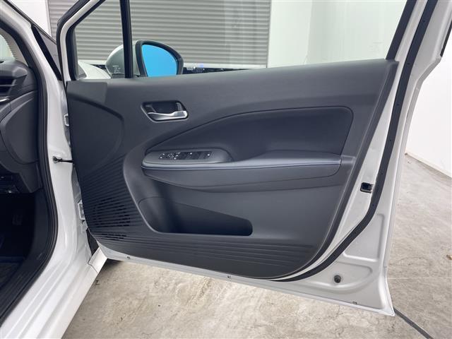 ノート オーテック　禁煙車　純正９インチメモリーナビ　エマージェンシーブレーキ　衝突軽減ブレーキ　レーンキープアシスト　オートハイビーム　バックカメラ　ＥＴＣ２．０　純正前後ドライブレコーダー　ステアリングスイッチ（32枚目）
