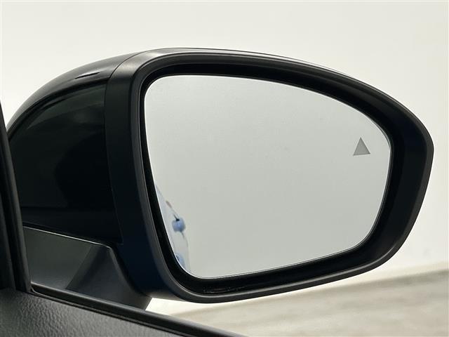 ノート Ｘ　禁煙車　純正９型ナビ　アラウンドビューモニター　エマージェンシーブレーキ　衝突軽減ブレーキ　レーンキープアシスト　プロパイロット　レーダークルーズコントロール　純正ＯＰ本革シート　ワイヤレス充電（8枚目）