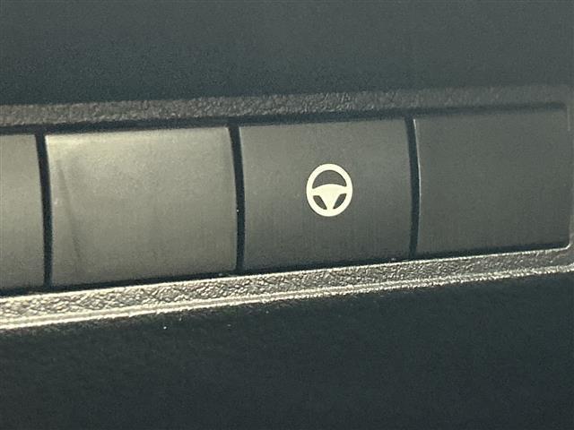 ノート Ｘ　禁煙車　純正９型ナビ　アラウンドビューモニター　エマージェンシーブレーキ　衝突軽減ブレーキ　レーンキープアシスト　プロパイロット　レーダークルーズコントロール　純正ＯＰ本革シート　ワイヤレス充電（9枚目）