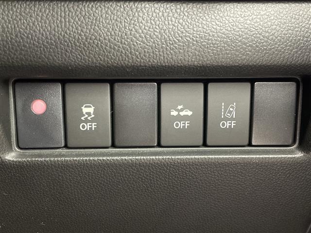 スイフトスポーツ ベースグレード　禁煙車　純正ナビ　クルーズコントロール　シートヒーター　ビルトインＥＴＣ　パドルシフト　ドライブレコーダー　ＴＶキャンセラー　オートライト　全方位カメラ　ステアリングスイッチ　衝突軽減ブレーキ（11枚目）