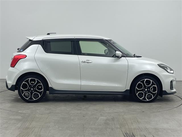 スイフトスポーツ ベースグレード　禁煙車　純正ナビ　クルーズコントロール　シートヒーター　ビルトインＥＴＣ　パドルシフト　ドライブレコーダー　ＴＶキャンセラー　オートライト　全方位カメラ　ステアリングスイッチ　衝突軽減ブレーキ（28枚目）