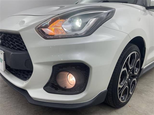 スイフトスポーツ ベースグレード　禁煙車　純正ナビ　クルーズコントロール　シートヒーター　ビルトインＥＴＣ　パドルシフト　ドライブレコーダー　ＴＶキャンセラー　オートライト　全方位カメラ　ステアリングスイッチ　衝突軽減ブレーキ（30枚目）