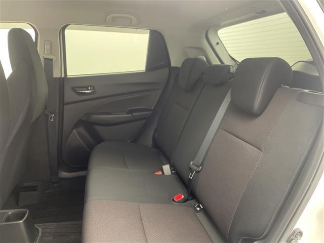 スイフトスポーツ ベースグレード　禁煙車　純正ナビ　クルーズコントロール　シートヒーター　ビルトインＥＴＣ　パドルシフト　ドライブレコーダー　ＴＶキャンセラー　オートライト　全方位カメラ　ステアリングスイッチ　衝突軽減ブレーキ（36枚目）