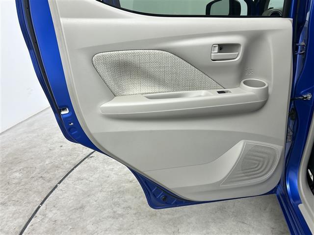 デイズ Ｘ　禁煙車　社外ディスプレイオーディオ　ＡｐｐｌｅＣａｒＰｒａｙ　ＡｎｄｒｏｉｄＡｕｔｏ　バックカメラ　エマージェンシーブレーキ　ＥＴＣ　クリアランスソナー　オートライト　車線逸脱　ステアリングスイッチ（36枚目）