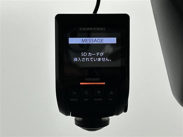ムーヴキャンバス Ｇホワイトアクセントリミテッド　ＳＡＩＩＩ　禁煙車／スマートアシスト３／純正ＳＤナビ／フルセグＴＶ／パノラミックビューモニター／両側パワースライドドア／ＬＥＤオートライト／フォグランプ／コーナーセンサー／ＥＴＣ／ドライブレコーダー／スマートキー（6枚目）