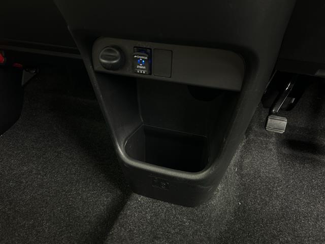 ムーヴキャンバス Ｇホワイトアクセントリミテッド　ＳＡＩＩＩ　禁煙車／スマートアシスト３／純正ＳＤナビ／フルセグＴＶ／パノラミックビューモニター／両側パワースライドドア／ＬＥＤオートライト／フォグランプ／コーナーセンサー／ＥＴＣ／ドライブレコーダー／スマートキー（35枚目）