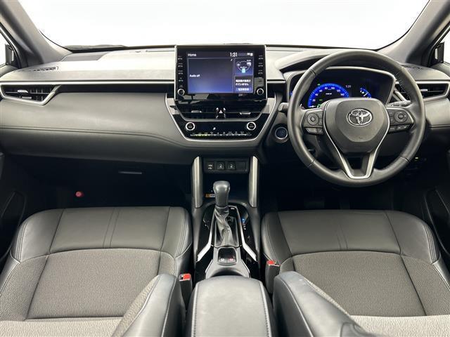 カローラクロス ハイブリッド　Ｚ　禁煙車／純正ディスプレイオーディオ／全方位カメラ／トヨタセーフティセンス／レーダークルーズコントロール／前席シートヒーター／パワーバックドア／ＢＳＭ／オートハイビーム／ハーフレザーシート／ＥＴＣ（3枚目）