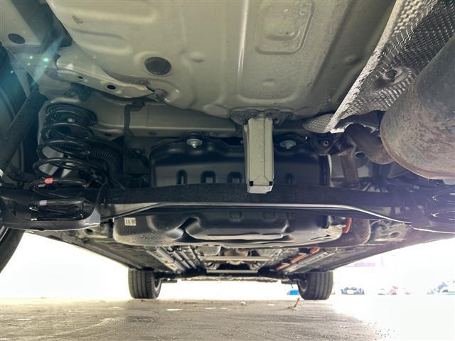 カローラクロス ハイブリッド　Ｚ　禁煙車／純正ディスプレイオーディオ／全方位カメラ／トヨタセーフティセンス／レーダークルーズコントロール／前席シートヒーター／パワーバックドア／ＢＳＭ／オートハイビーム／ハーフレザーシート／ＥＴＣ（44枚目）