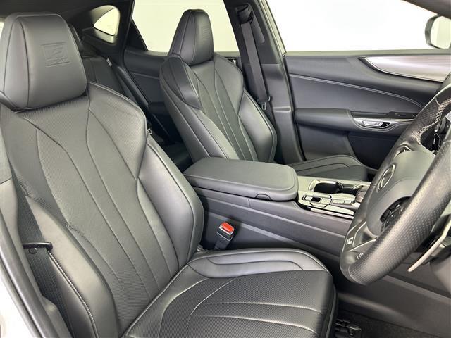 ＮＸ ＮＸ３５０ｈ　Ｆスポーツ　禁煙車　ワンオーナー　全周囲カメラ　ムーンルーフ　１４型でィスプレイオーディオ　ハンズフリー電動リアゲート　純正ＯＰオレンジキャリパー　パワーシート　全席シートヒーター　ＤＮ席ベンチレーション（14枚目）