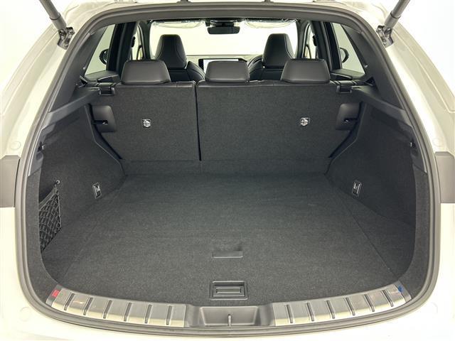 ＮＸ ＮＸ３５０ｈ　Ｆスポーツ　禁煙車　ワンオーナー　全周囲カメラ　ムーンルーフ　１４型でィスプレイオーディオ　ハンズフリー電動リアゲート　純正ＯＰオレンジキャリパー　パワーシート　全席シートヒーター　ＤＮ席ベンチレーション（16枚目）