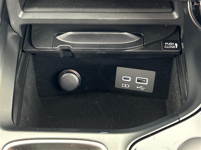 ＮＸ ＮＸ３５０ｈ　Ｆスポーツ　禁煙車　ワンオーナー　全周囲カメラ　ムーンルーフ　１４型でィスプレイオーディオ　ハンズフリー電動リアゲート　純正ＯＰオレンジキャリパー　パワーシート　全席シートヒーター　ＤＮ席ベンチレーション（35枚目）