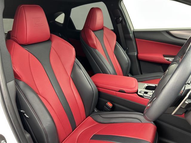 ＮＸ ＮＸ３５０ｈ　Ｆスポーツ　禁煙車　ムーンルーフ　パノラミックビューモニター　純正１４インチディスプレイオーディオＰｌｕｓ　Ｆスポ専用本革スポーツシート　ＬｅｘｕｓＳａｆｅｔｙ＋　衝突軽減ブレーキ　レーントレーシングアシスト（14枚目）