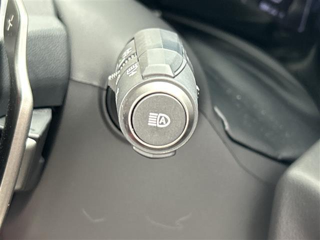 ＮＸ ＮＸ３５０ｈ　Ｆスポーツ　禁煙車　ムーンルーフ　パノラミックビューモニター　純正１４インチディスプレイオーディオＰｌｕｓ　Ｆスポ専用本革スポーツシート　ＬｅｘｕｓＳａｆｅｔｙ＋　衝突軽減ブレーキ　レーントレーシングアシスト（28枚目）