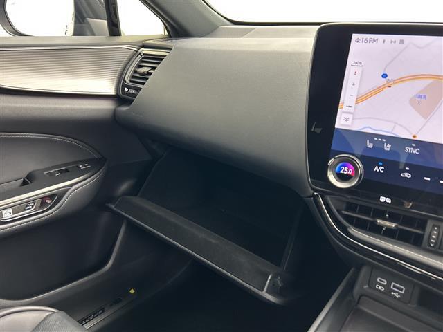 ＮＸ ＮＸ３５０ｈ　Ｆスポーツ　禁煙車　純正１４インチディスプレイオーディオＰｌｕｓ　ムーンルーフ　３眼ＬＥＤ　純正ＯＰオレンジキャリパー　パノラミックビューモニター　ＬｅｘｕｓＳａｆｅｔｙ＋　レーダークルーズコントロール　ＢＳＭ（22枚目）