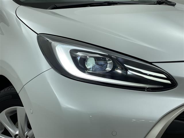 �ŐV�i�r�i�t���Z�O�E�����Z�O�E�c�u�c�Đ��j�����ē��B�J���b�c�F���A�E�A���p�C���E�C�N���v�X�̃i�r���戵���Ă���o�b�N�J�����i�o�b�N���j�^�[�j��ȃ��j�^�[�i�t���b�v�_�E�����j�^�[�j�̎�t���\�ł��B