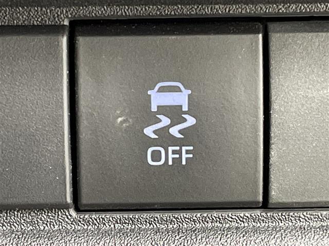 シエンタ ハイブリッドＺ　禁煙車／トヨタセーフティセンス／純正１０．５型ナビ／フルセグＴＶ／バックカメラ／レーダークルーズコントロール／前後ドラレコ／両側電動／ＢＳＭ／ＬＥＤオートライト／オートハイビーム／プリクラッシュ（9枚目）