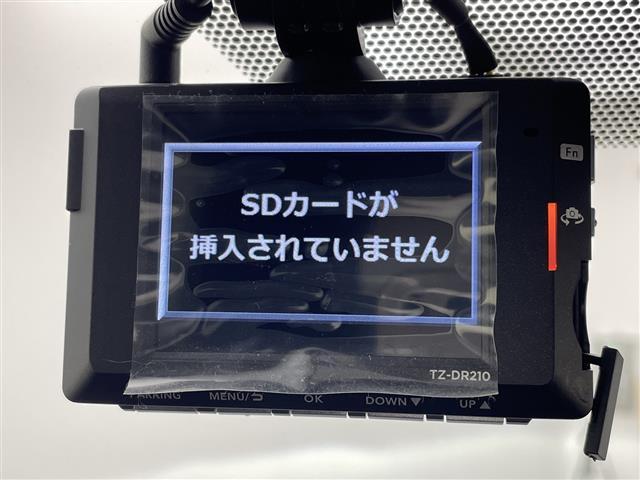 シエンタ ハイブリッドＺ　禁煙車／トヨタセーフティセンス／純正１０．５型ナビ／フルセグＴＶ／バックカメラ／レーダークルーズコントロール／前後ドラレコ／両側電動／ＢＳＭ／ＬＥＤオートライト／オートハイビーム／プリクラッシュ（12枚目）