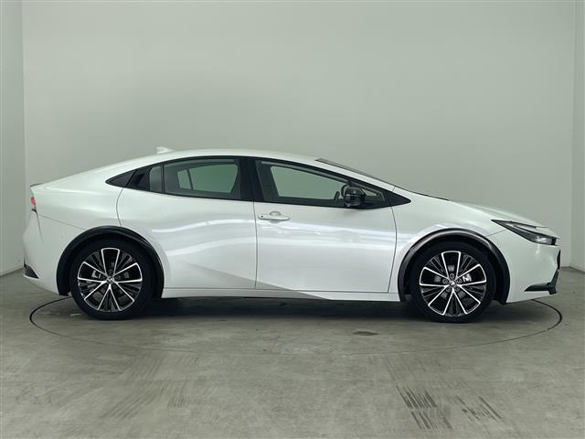 プリウス Ｚ　禁煙車／純正ナビ／パノラミックビューモニター／トヨタセーフティセンス／プリクラッシュセーフティ／レーダークルーズコントロール／オートマチックハイビーム／レーントレーシングアシスト／ブラインドスポットモ（39枚目）