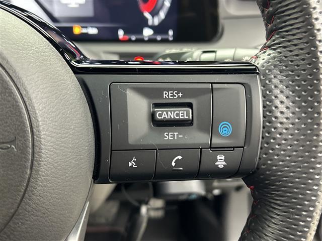 オーラ ニスモ 禁煙車/インテリジェントエマージェンシーブレーキ/9インチメーカーナヒ゛/フルセグ/アラウンドビューモニター/プロパイロット/シートヒーター/ステアリングヒーター/LEDオートライト/LEDフォグ(9枚目)