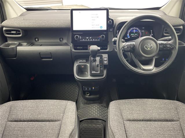 シエンタ Ｚ　禁煙車／純正ディスプレイオーディオ／ＣＤ・ＤＶＤデッキ／トヨタセーフティセンス／プリクラッシュ／レーントレーシングアシスト／レーダークルコン／両側パワスラ／ステアリングヒーター／ＢＳＭ／全方位カメラ（3枚目）