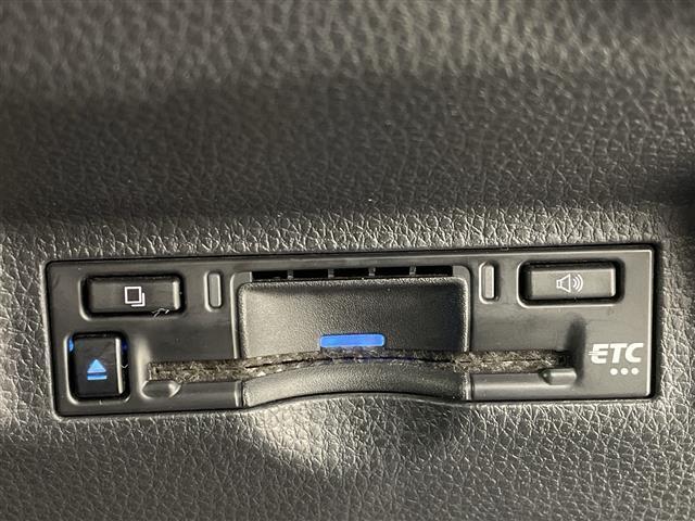 シエンタ Ｚ　禁煙車／純正ディスプレイオーディオ／ＣＤ・ＤＶＤデッキ／トヨタセーフティセンス／プリクラッシュ／レーントレーシングアシスト／レーダークルコン／両側パワスラ／ステアリングヒーター／ＢＳＭ／全方位カメラ（12枚目）