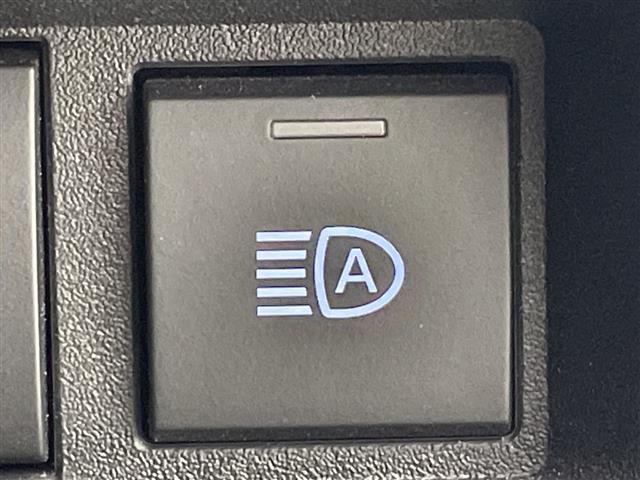 シエンタ Ｚ　禁煙車／純正ディスプレイオーディオ／ＣＤ・ＤＶＤデッキ／トヨタセーフティセンス／プリクラッシュ／レーントレーシングアシスト／レーダークルコン／両側パワスラ／ステアリングヒーター／ＢＳＭ／全方位カメラ（25枚目）