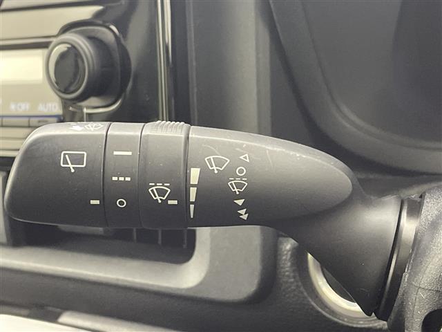 シエンタ Ｚ　禁煙車／純正ディスプレイオーディオ／ＣＤ・ＤＶＤデッキ／トヨタセーフティセンス／プリクラッシュ／レーントレーシングアシスト／レーダークルコン／両側パワスラ／ステアリングヒーター／ＢＳＭ／全方位カメラ（31枚目）