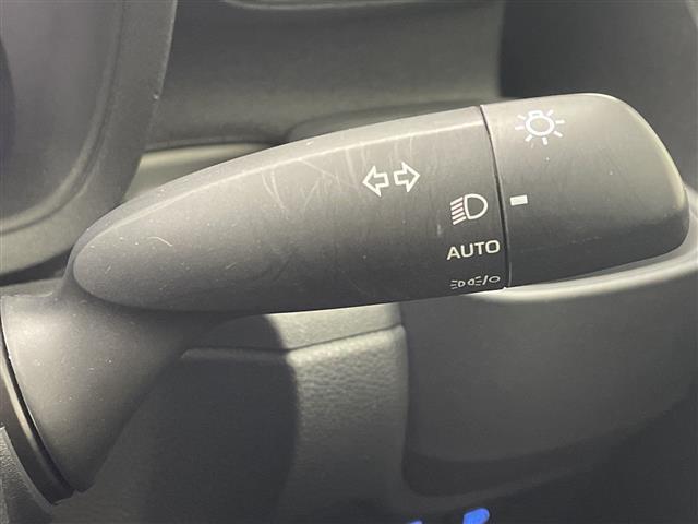 シエンタ Ｚ　禁煙車／純正ディスプレイオーディオ／ＣＤ・ＤＶＤデッキ／トヨタセーフティセンス／プリクラッシュ／レーントレーシングアシスト／レーダークルコン／両側パワスラ／ステアリングヒーター／ＢＳＭ／全方位カメラ（32枚目）