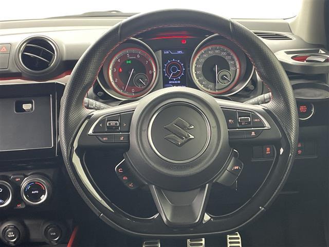 スイフトスポーツ ベースグレード　禁煙車／デュアルブレーキサポート／全方位モニター用カメラＰＫＧ装着車／６速ＭＴ／レーダークルコン／レーンキープ／シートヒーター／ＬＥＤオートライト／革巻きステアリング／純正１７インチＡＷ／前後ドラレコ（21枚目）