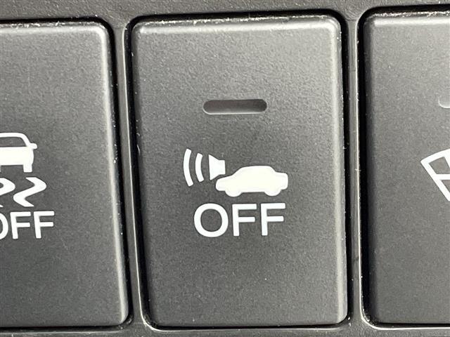 ヴェゼル ハイブリッドＺ　禁煙車／シティブレーキアクティブシステム／純正ＳＤナビ／フルセグＴＶ／バックカメラ／ハーフレザーシート／シートヒーター／ステアリングスイッチ／パドルシフト／電子サイドブレーキ／ブレーキオートホールド（9枚目）