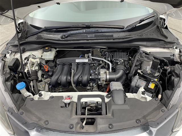 ヴェゼル ハイブリッドＺ　禁煙車／シティブレーキアクティブシステム／純正ＳＤナビ／フルセグＴＶ／バックカメラ／ハーフレザーシート／シートヒーター／ステアリングスイッチ／パドルシフト／電子サイドブレーキ／ブレーキオートホールド（43枚目）