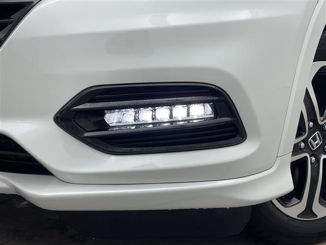 ヴェゼル ハイブリッドＺ・ホンダセンシング　禁煙車　ホンダセンシング　衝突軽減ブレーキ　レーンキープアシスト　誤発進抑制機能　レーダークルーズコントロール　ＤＮ席パワーシート　ＤＮ席シートヒーター　シートメモリー　パドルシフト　ＬＥＤ　ＥＴＣ（38枚目）